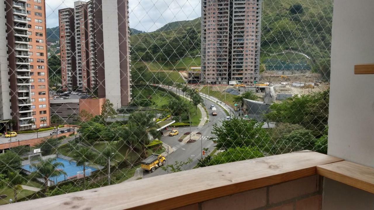 Completo Privado Estrato 5 Apartment Medellin Exterior photo