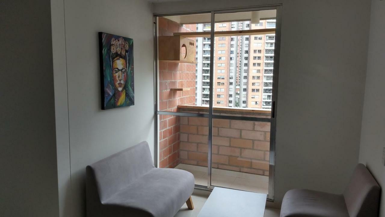 Completo Privado Estrato 5 Apartment Medellin Exterior photo